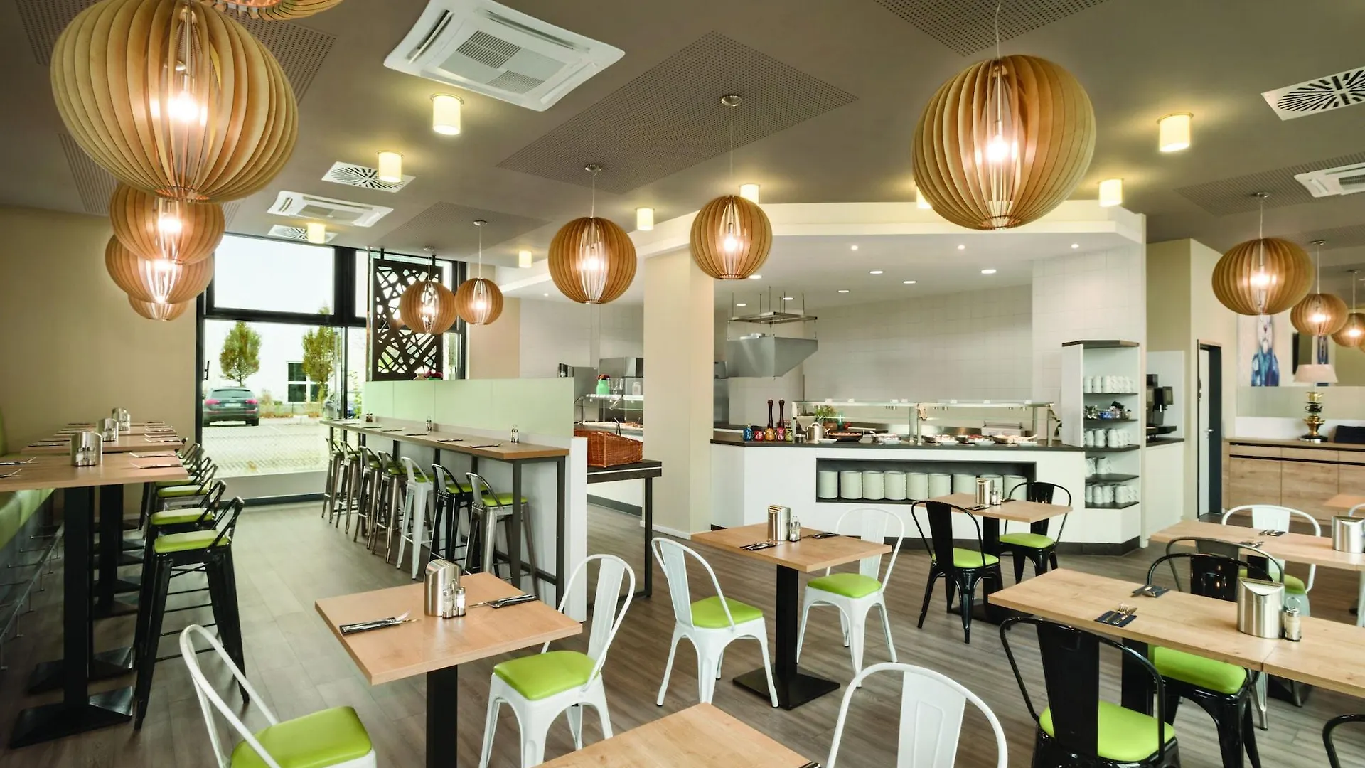 Super 8 By Wyndham Augsburg Hotel